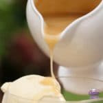 Gezouten Karamel Saus | Gezouten Karamel Saus kan je schenken over ijs, taarten, cupcakes, desserts of gebruik het als dip saus, gezouten karamel is altijd wel te gebruiken :) | http://www.cakies.nl